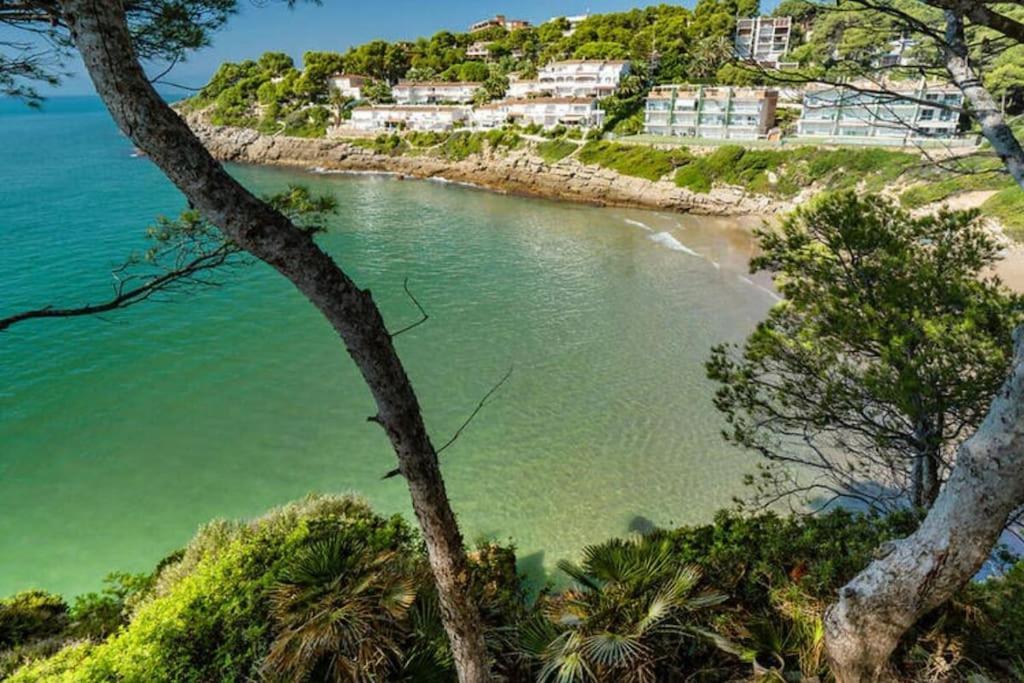 Peaceful With Sea View And Parking In Cap Apartment